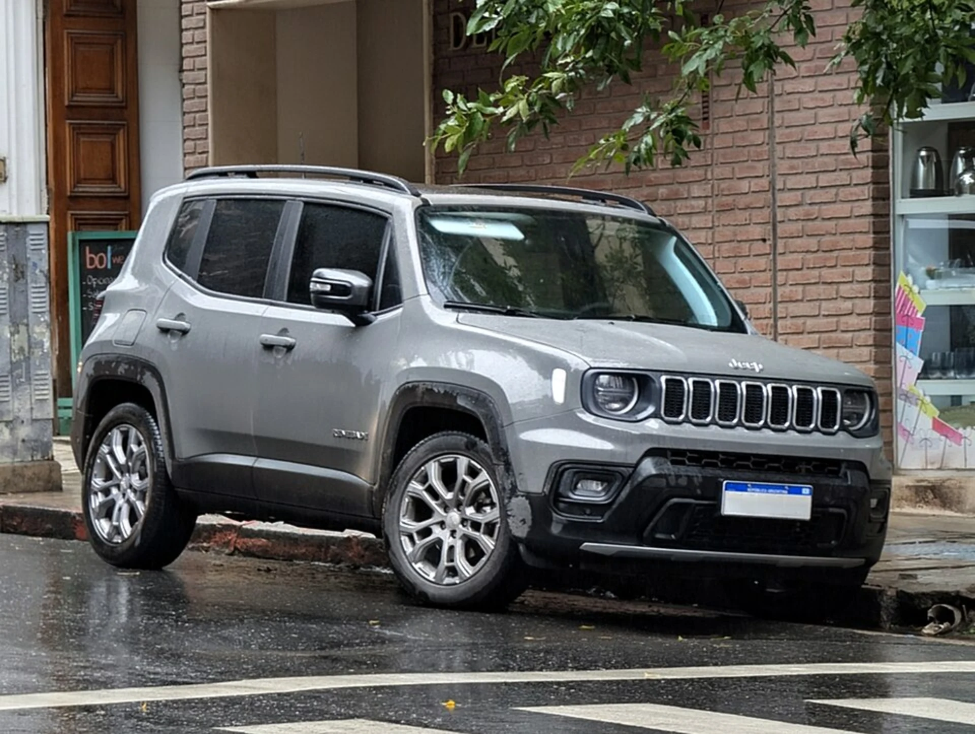 Jeep Renegade 2023