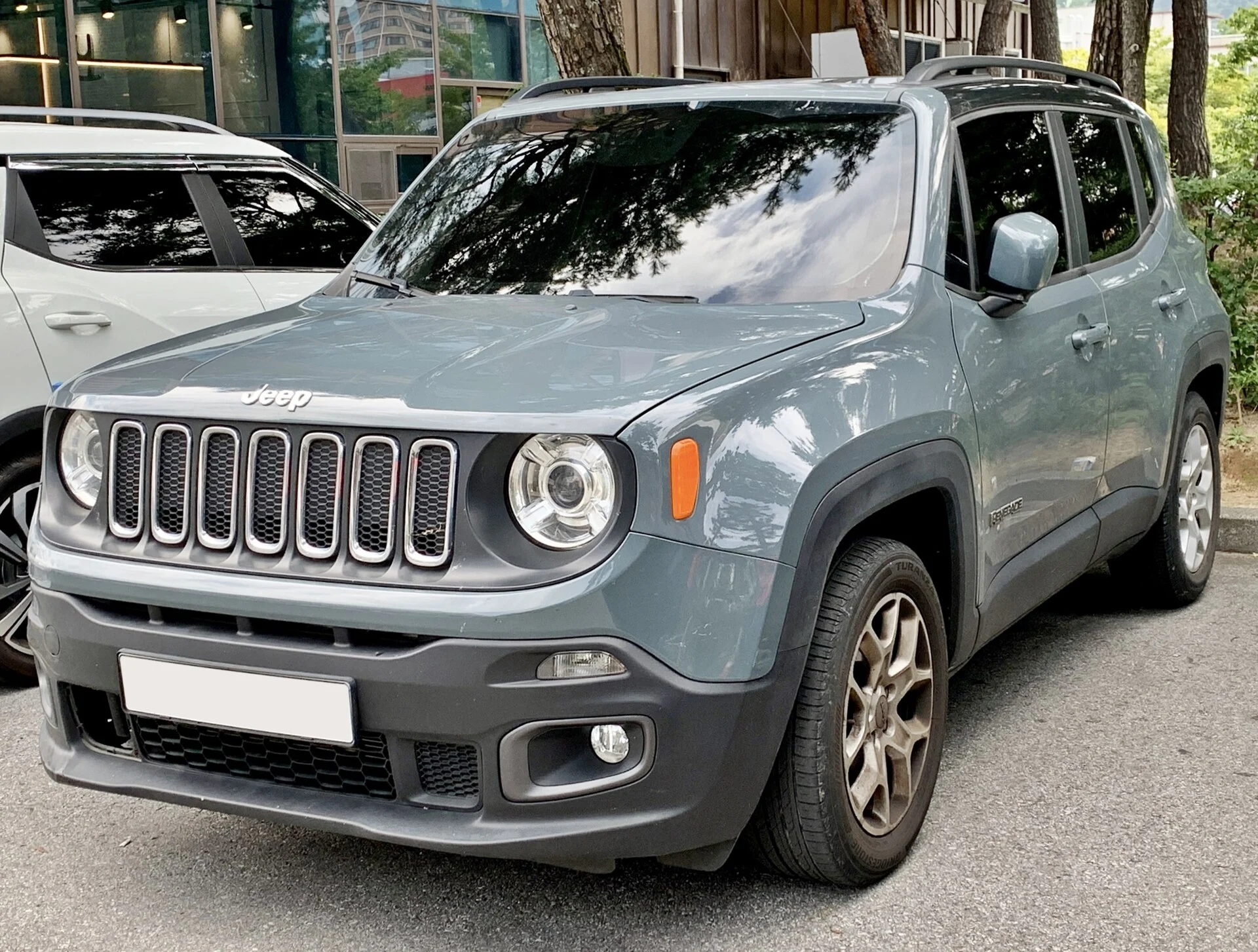 Jeep Renegade Sport 1.8 Flex - Foto 1